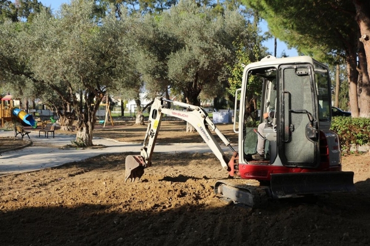 Kuşadası’na 9 Bin 866 Metrekare Yeni Yeşil Alan