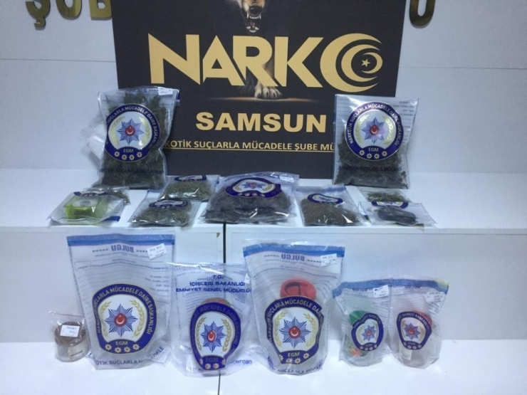 Evinde Esrar Ele Geçirildi