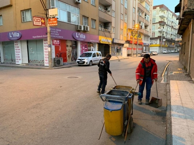 Cizre’de Temizlik Çalışmaları