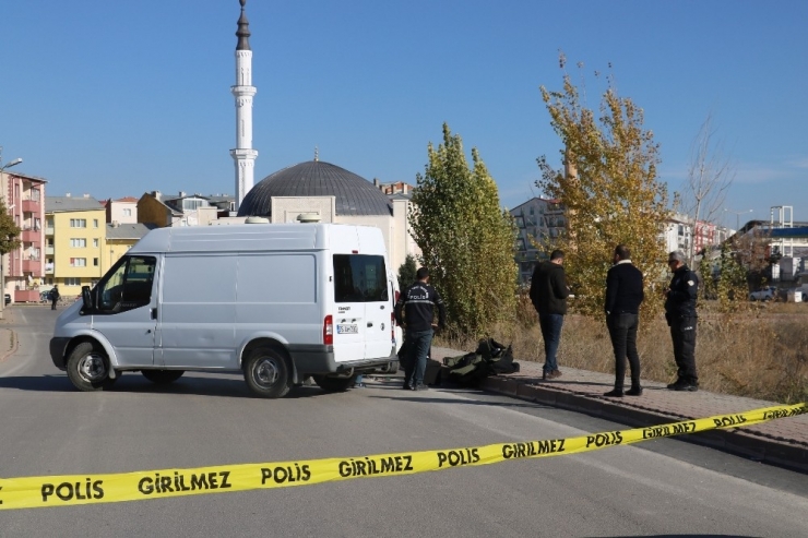 Jandarma Binası Yakınlarında Şüpheli Paket Alarmı