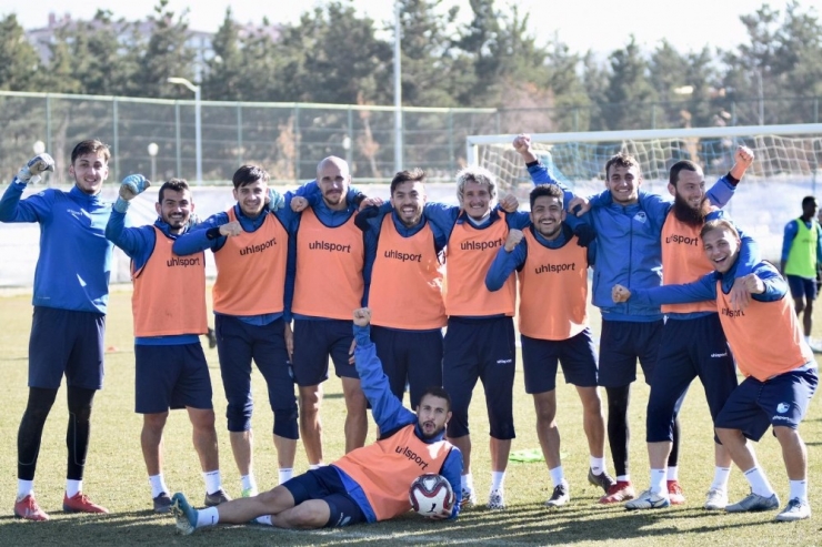 Dadaş, Pusuya Yattı