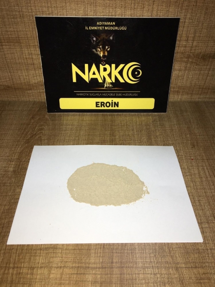 Adıyaman’a Eroin Sokmak İsterken Yakalandılar