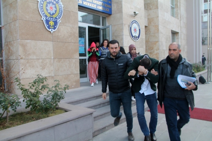 49 Suç Kaydı Bulunan Hırsızlık Şebekesi Çökertildi