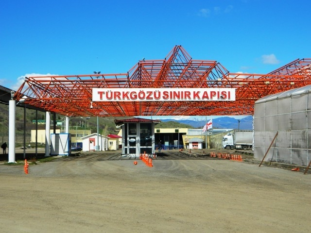 Posof Gümrük Kapısı’ndan Kaçak Eşya Operasyonu