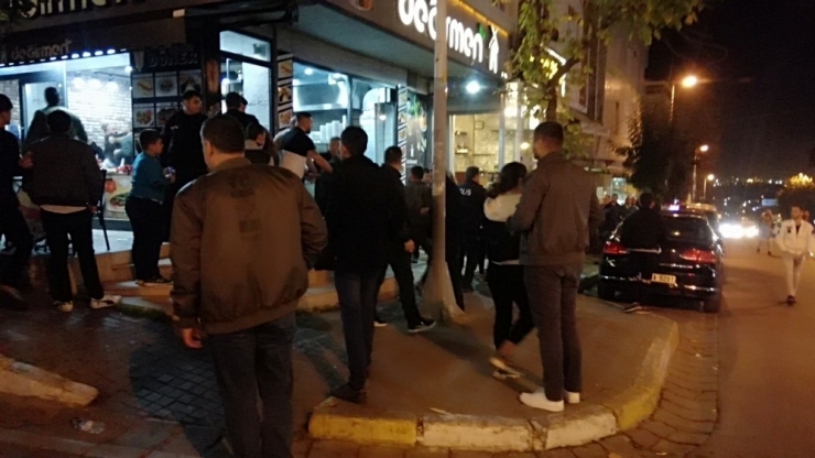 Avcılar’da Dönercilerin Sopalı Kavgasında 2 Kişi Yaralandı