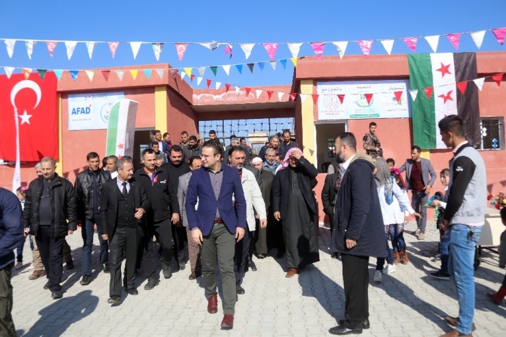 Halep’te Yeni Okullar Açıyor