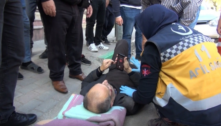 Yaşlı Adamın Ayağını Kırıp Kaçtı