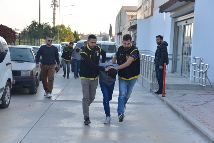 Tornavidalı Gaspçılar Tutuklandı