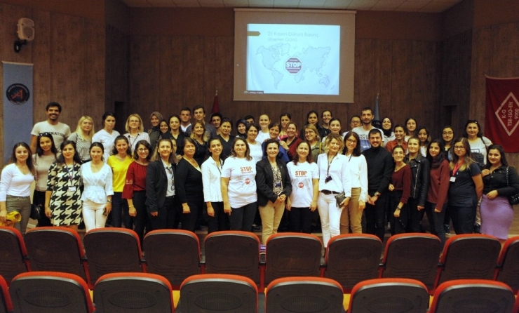 Hemşirelerden ‘Basınç Yarasını Bakımla Önleyelim’ Sempozyumu