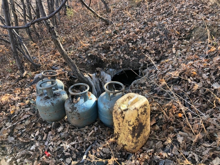 Bingöl’de El Bombası İle Tuzaklanmış Sığınak İmha Edildi