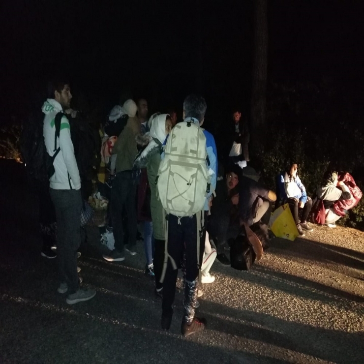 Çanakkale’de 49 Mülteci Yakalandı