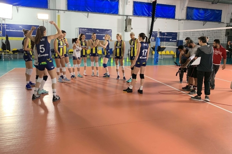 Corendon Airlines’tan Fenerbahçe İçin “Kaptanınız Konuşuyor” Temalı Reklam Filmi