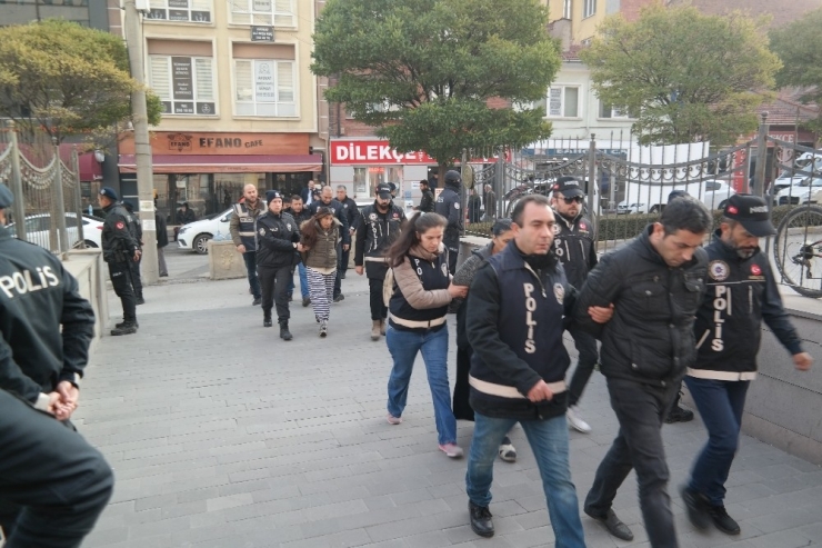 Operasyonla Yakalanan ’Uyuşturucu’ Şüphelileri Adliyede