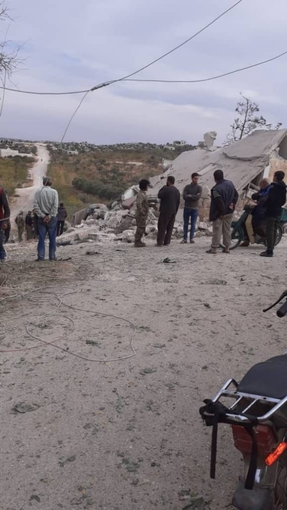 Rusya’nın Hava Saldırısında Baba Oğul Öldü