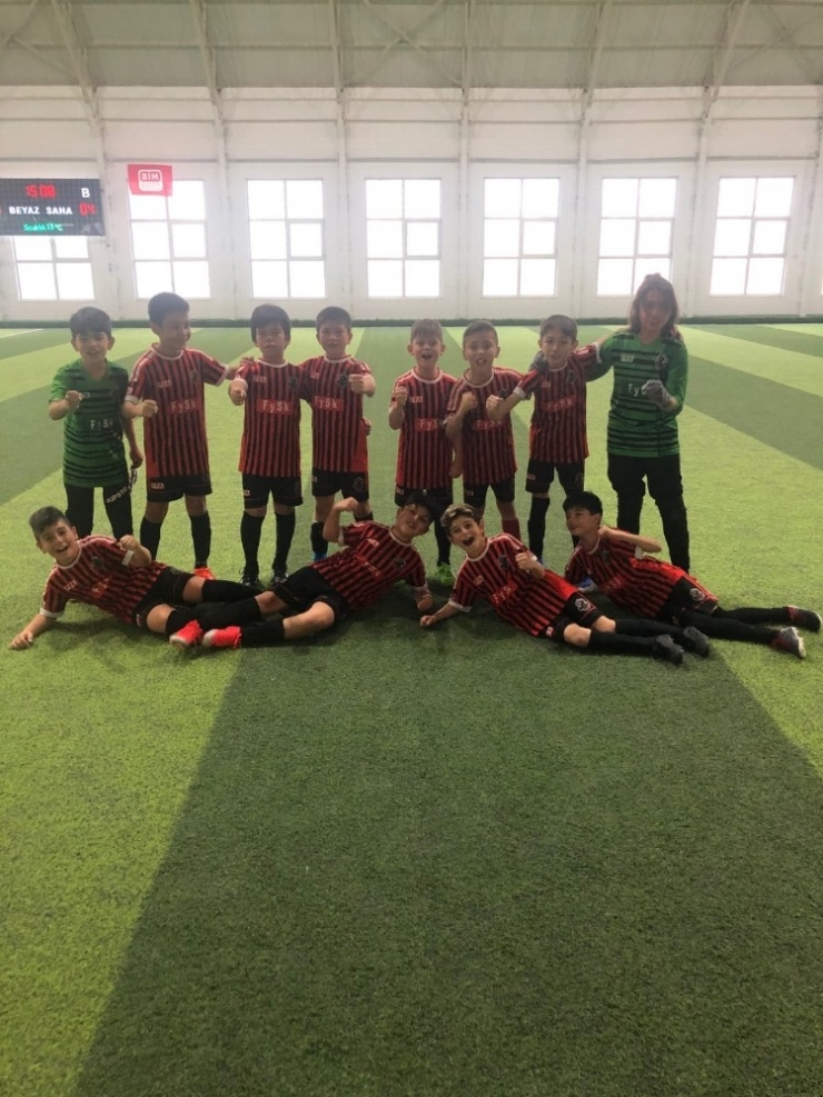 U-11’in Zirvesinde Fysk Var
