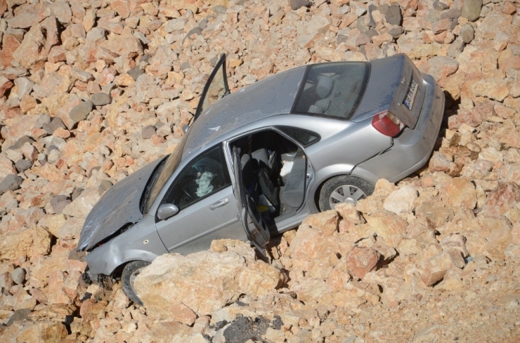 Malatya-kayseri Yolunda Kaza: 5 Yaralı