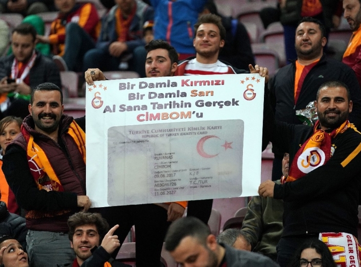 Süper Lig: Galatasaray: 0 - M.başakşehir: 0 (Maç Devam Ediyor)