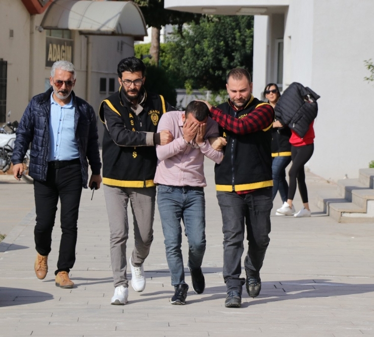 3 Gün Önce Evlendi, Mehir Bahanesiyle Kuyumcuyu 65 Bin Lira Dolandırmaya Kalktı