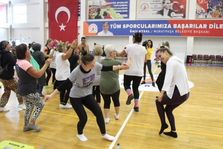 Antalya’da Öğretmenler Sporda Ter Döktü