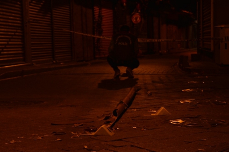 Balat’ta İki Kişi Arasındaki Silahlı Kavga Kanlı Bitti: 1 Yaralı