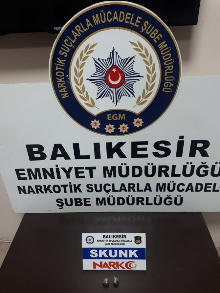 Balıkesir’de 2 Uyuşturucu Taciri Tutuklandı