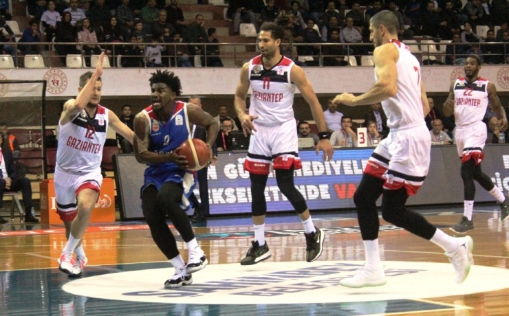 Basketbol Süper Ligi: Gaziantep Basketbol:88 - Büyükçekmece:73