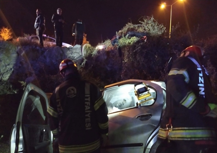 Şarampole Devrilen Otomobil Sürücüsü Yaralı Kurtarıldı