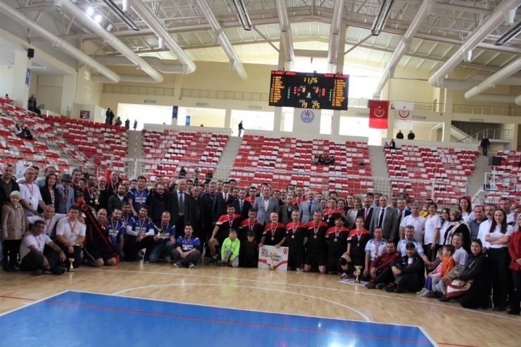 Eskişehir Murat Atılgan Ortaokulu Turnuva Şampiyonu Oldu