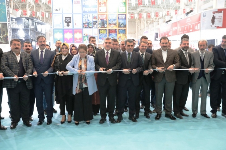Güneydoğu’nun En Büyük Kitap Fuarı Açıldı