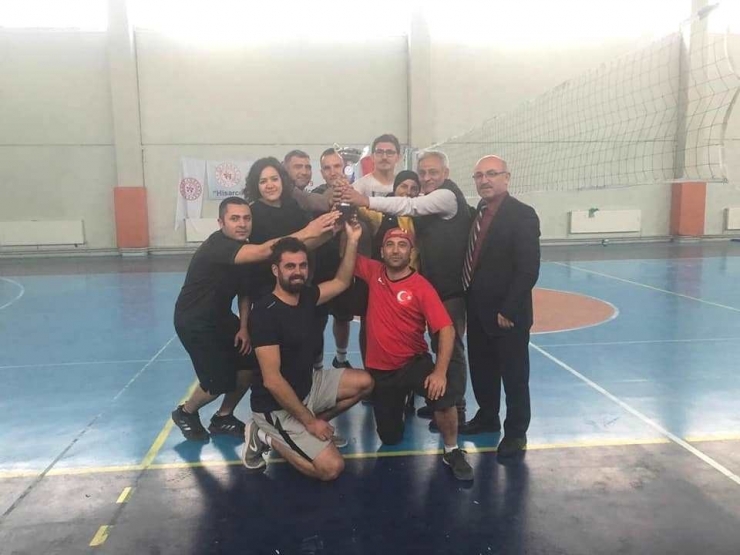 Hisarcık’ta Öğretmenler Günü Voleybol Turnuvası Sona Erdi