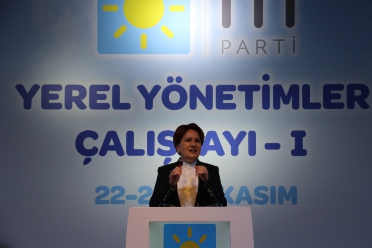 İyi Parti Lideri Akşener: "Ev Temizlemekten Yoruldum"