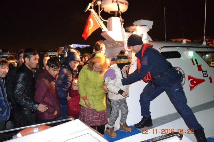 İzmir Sahillerinde 54’ü Çocuk 117 Göçmen Yakalandı