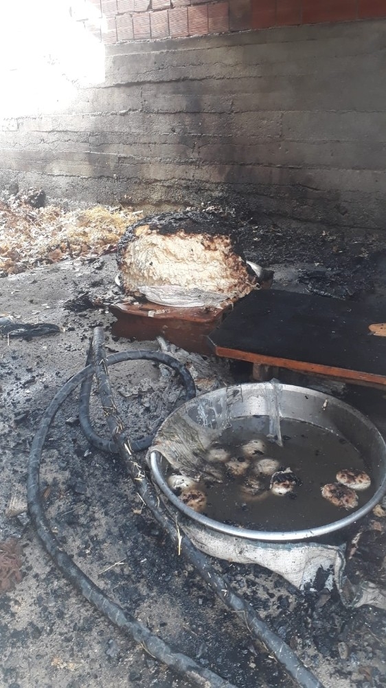 Ulaş’ta Tandır Evi Yangını