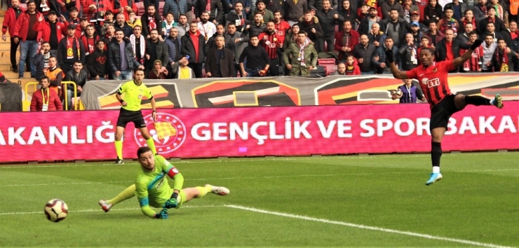 Tff 1. Lig: Eskişehirspor: 1 - Bb Erzurumspor: 2
