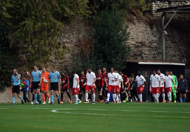 Tff 1. Lig: Fatih Karagümrük: 2 - Ümraniyespor: 3