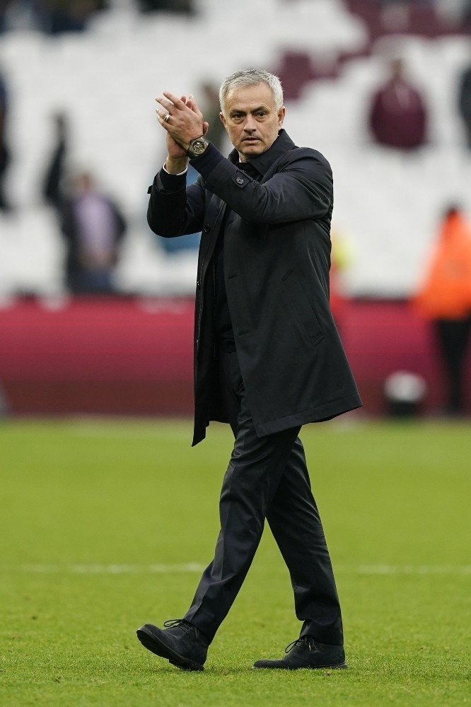 Mourinho Galibiyetle Başladı