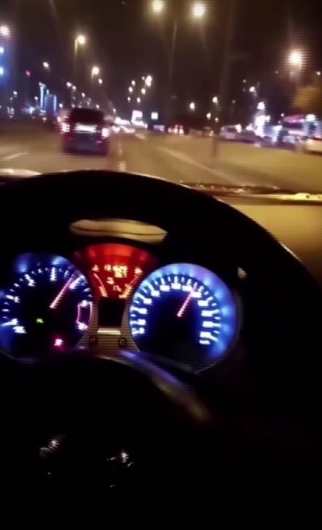 İstanbul Trafiğini “Makas” Atarak Birbirine Kattılar