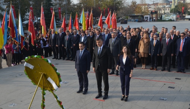 Bafra’da Öğretmenler Günü Kutlandı