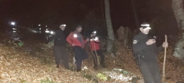 Uludağ’da Kaybolan Dağcı 7 Saatlik Çalışma İle Bulundu