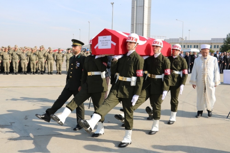 Şehit Mustafa Akkaya Memleketine Uğurlandı