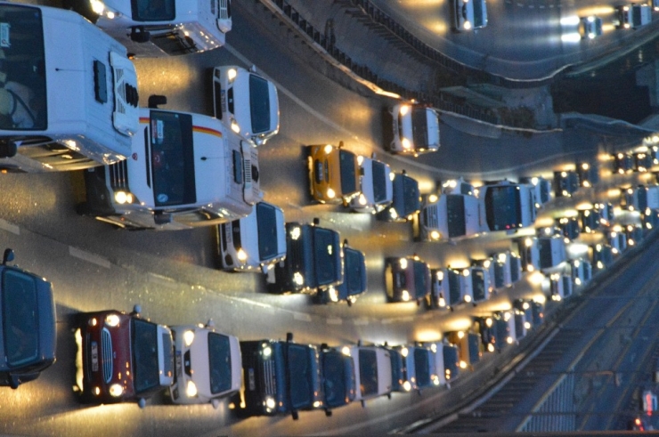 Okullar Açıldı, Trafik Yoğunluğu Başladı