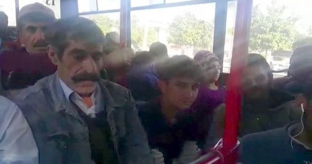 Balık İstifi Yolcu Taşımak İçin Koltukları Söküp Tabure Koymuşlar