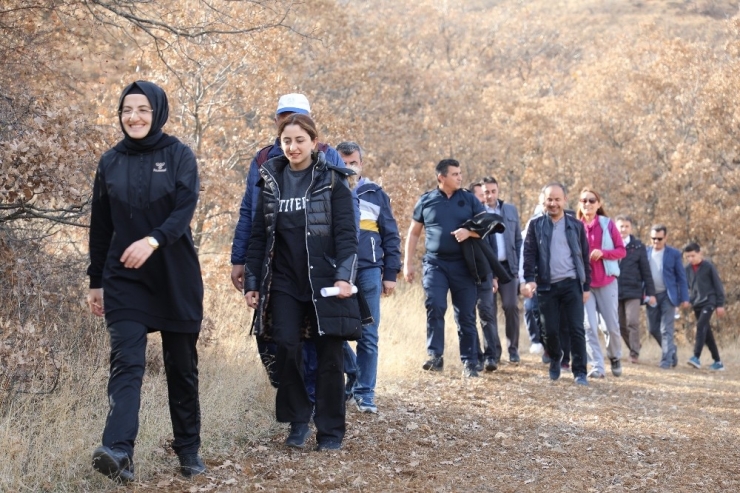 Akyurt’ta Öğretmenlere Saygı Trekking Yürüyüşü