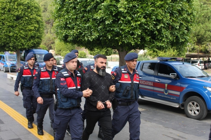 Antalya’daki Rekor Miktardaki Uyuşturucu Operasyonunda 3 Tutuklama