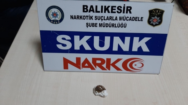 Balıkesir’de Polis 12 Zehir Tacirini Yakaladı