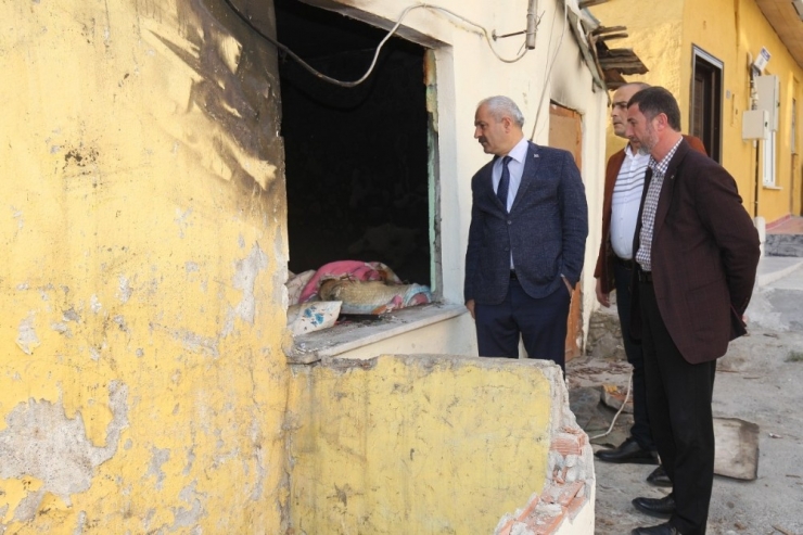 Başkan Büyükgöz’den Evi Yanan Vatandaşa Destek