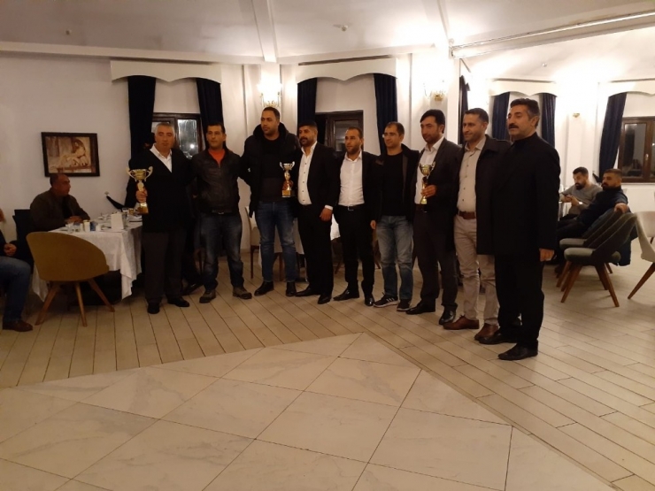 Kars’ta Güvercin Festivalinde Dereceye Girenlere Ödülleri Verildi