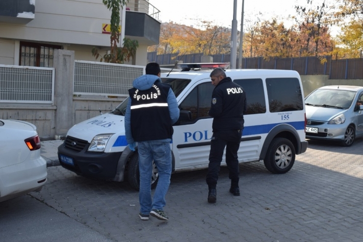 Öğretmenin Platonik Aşkı Olaylı Bitti