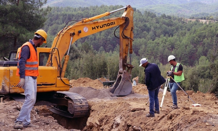 Kavaklıdere’de 30 Günde 2 Bin Metre Kanalizasyon Hattı Döşendi