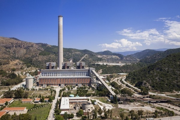 Yüksekten Düşen Kaynak Ustası Yaşamını Yitirdi